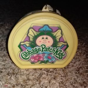 **VINTAGE** Cabbage Patch AM/FM radio